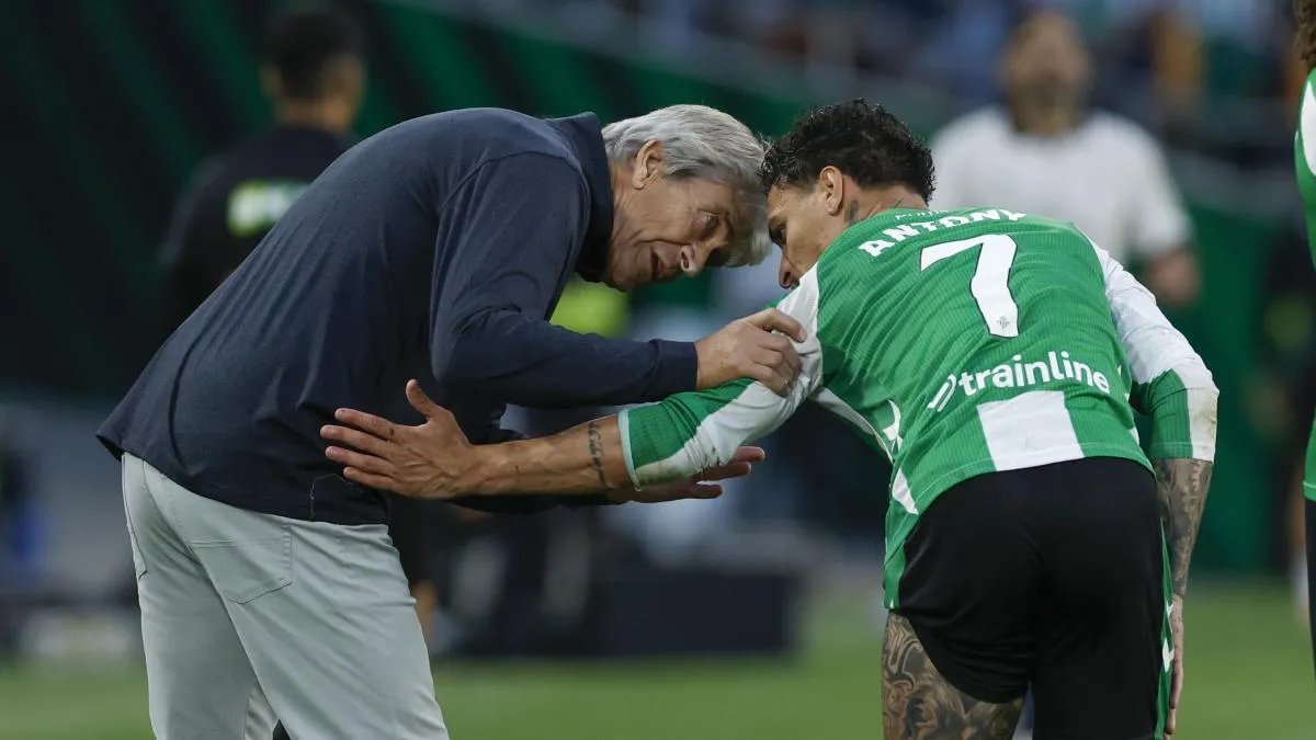 Pellegrini respira aliviado: Antony regresa al Betis