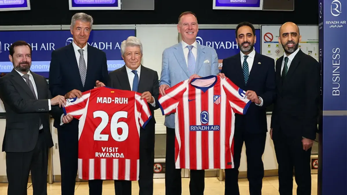 El Atlético, presente en el vuelo inaugural Madrid-Riad