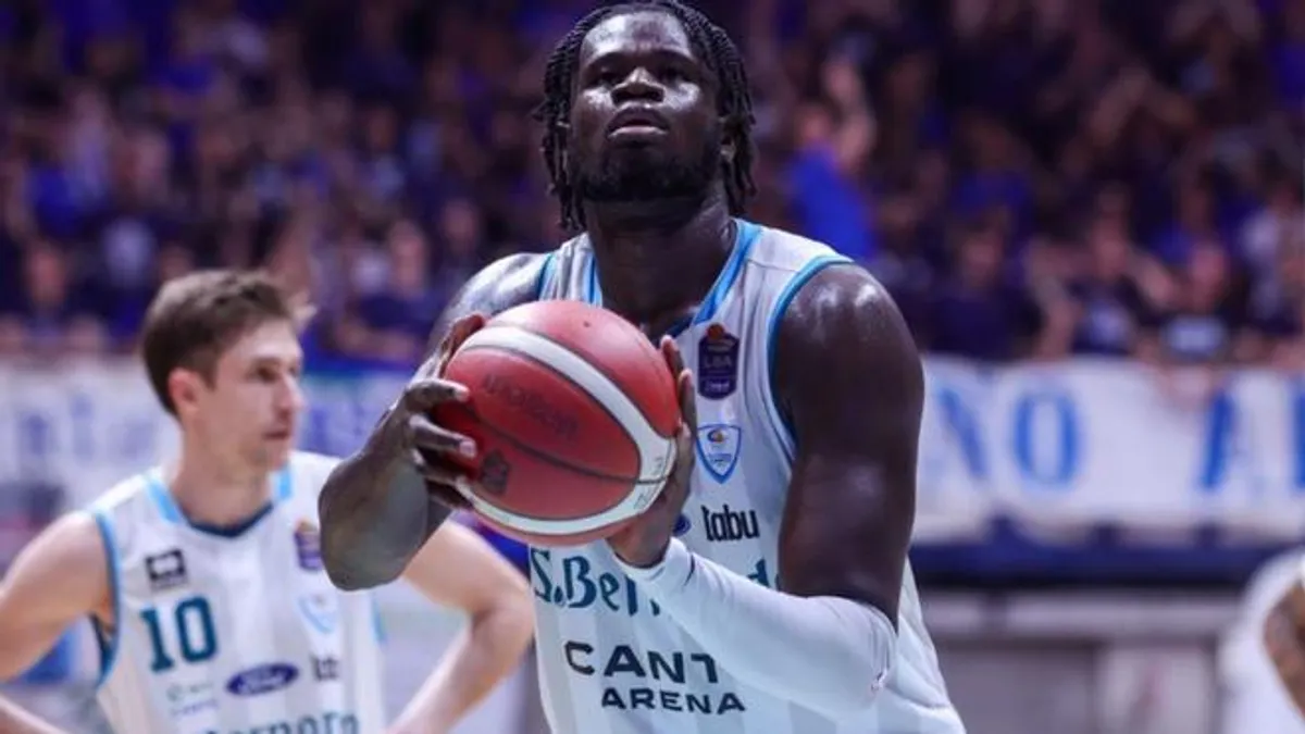 Oumar Ballo aterriza en Valencia Basket con un contrato a largo plazo