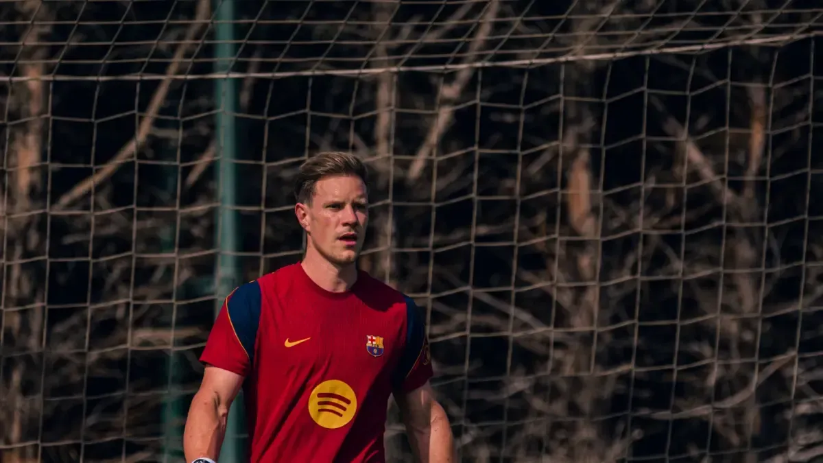Ter Stegen regresa a los entrenamientos del Barça mientras avanza su fichaje por el Ajax