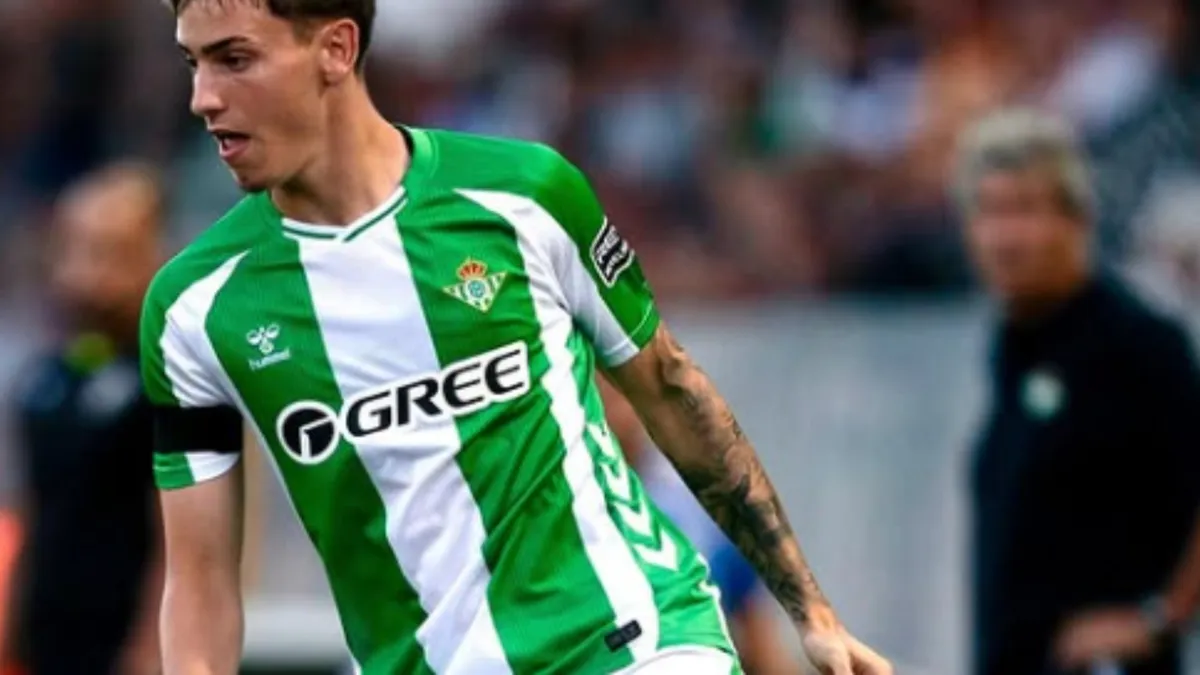 Carlos de Roa, joya de la cantera bética, acapara el interés de varios clubes