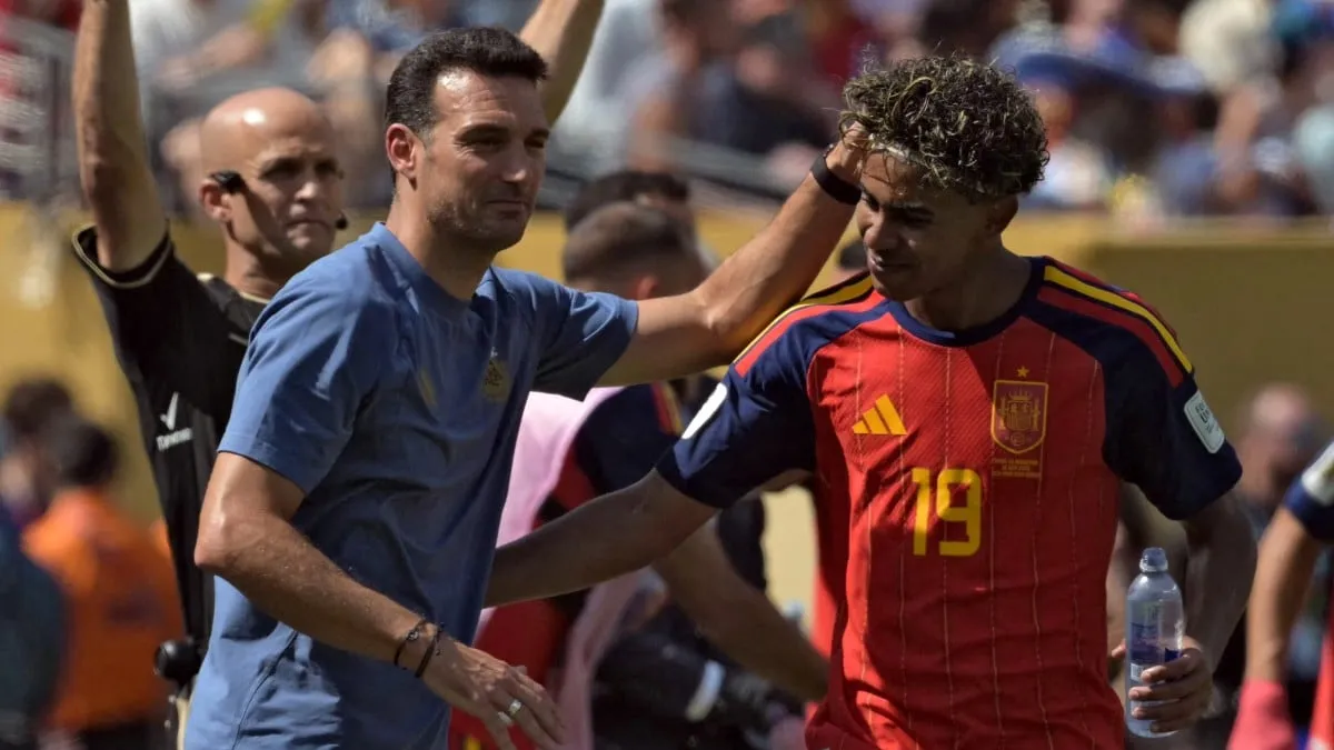 Lamine Yamal y Lionel Scaloni: Un gesto de camaradería en la final del Mundial