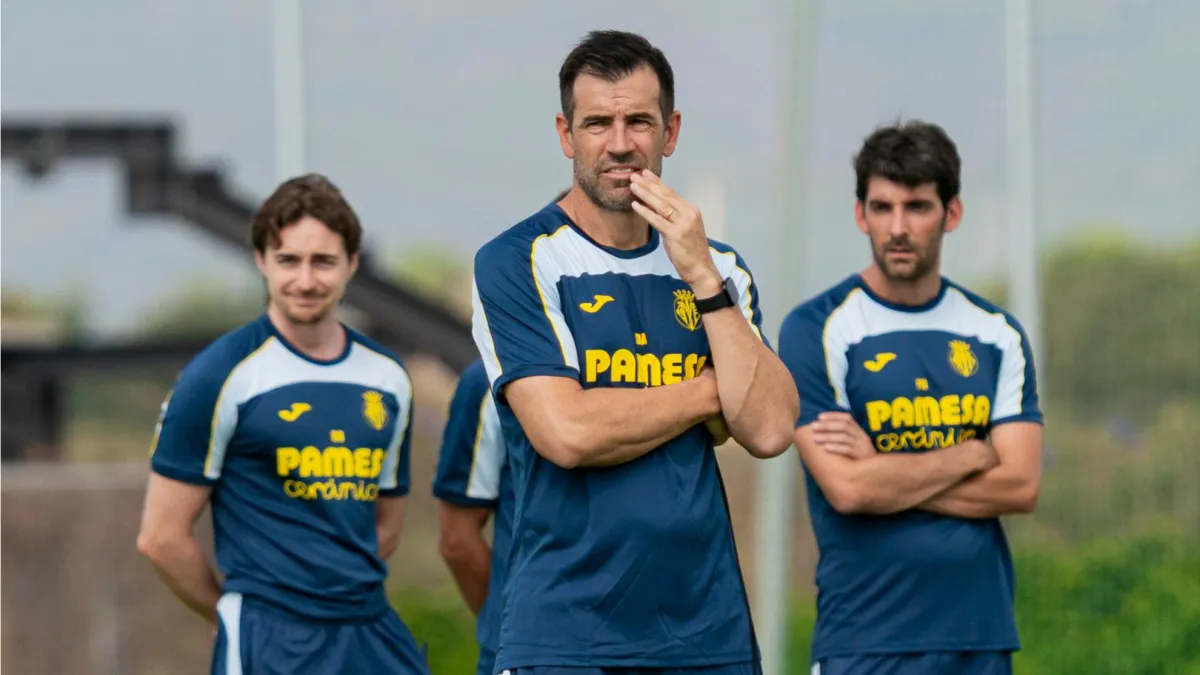 Exjugadores de élite dirigen a 16 equipos de Primera RFEF