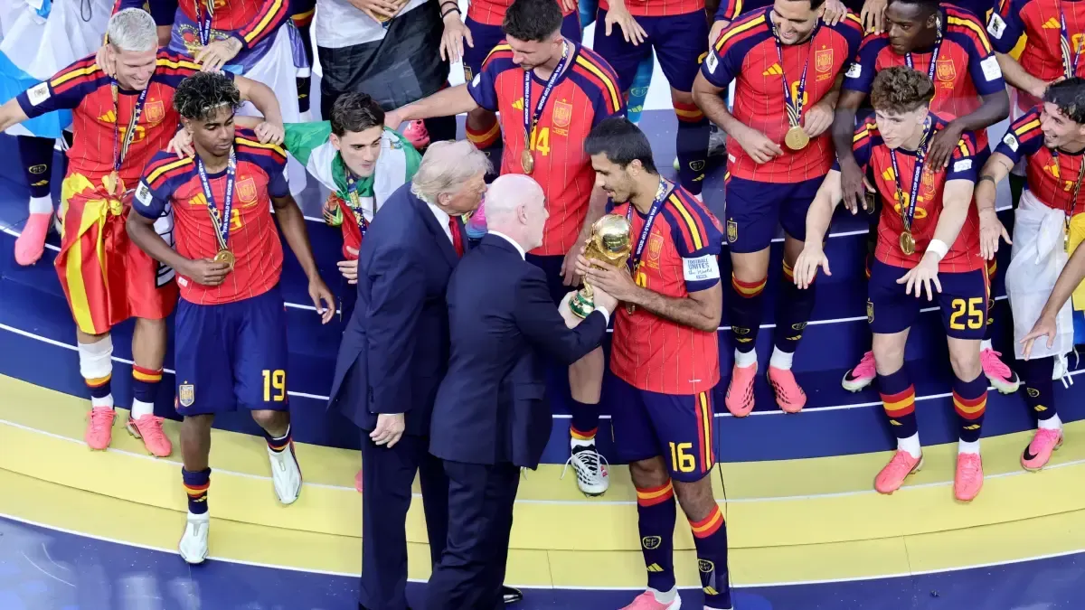 Polémica en la entrega de la Copa: Trump eclipsa el momento de Rodri