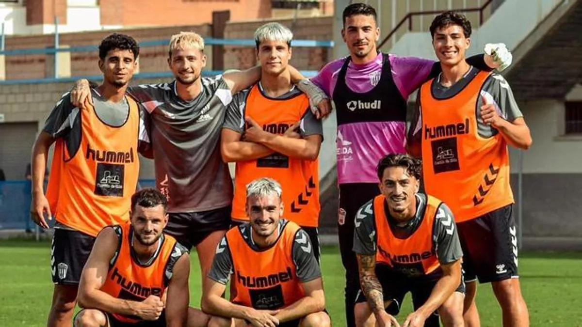 El Eldense arranca su pretemporada contra el Millwall inglés