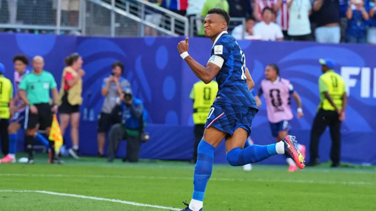 Mbappé supera a Messi en la carrera por la Bota de Oro