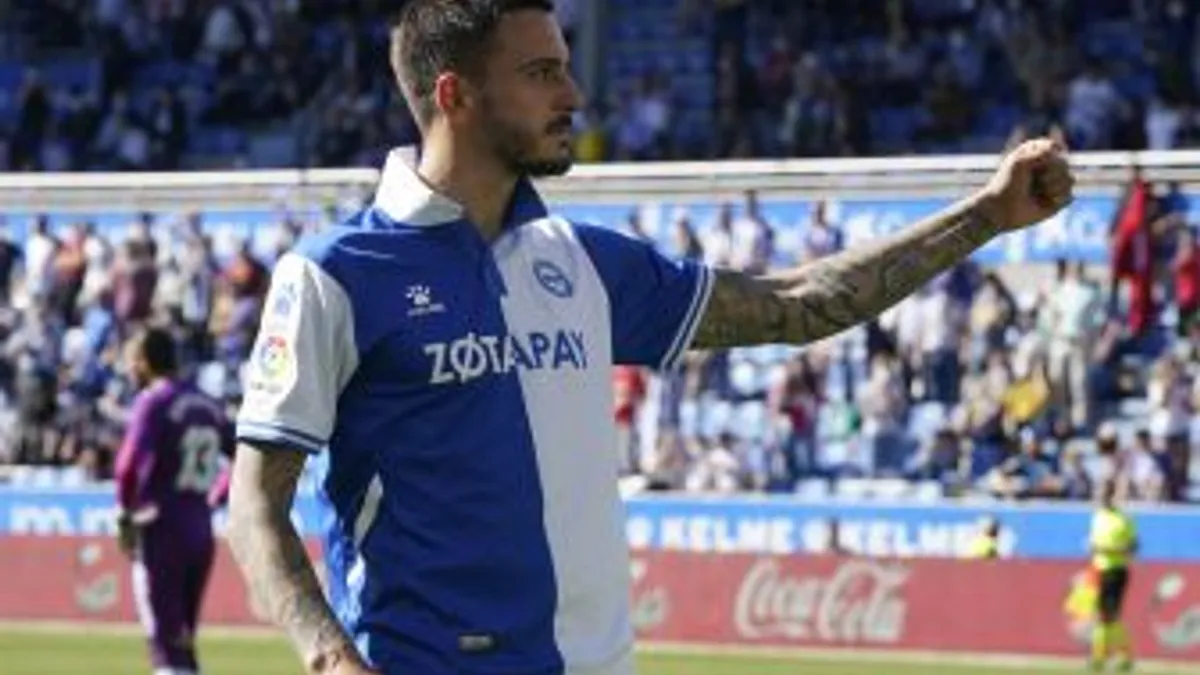 Joselu y Oliván, anuncios inminentes del club blanquiazul
