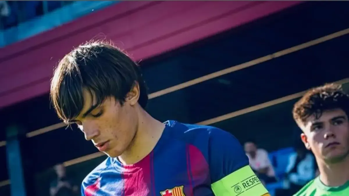 Andrés Cuenca, el joven defensa que deja el Barça para fichar por el Como de Fàbregas