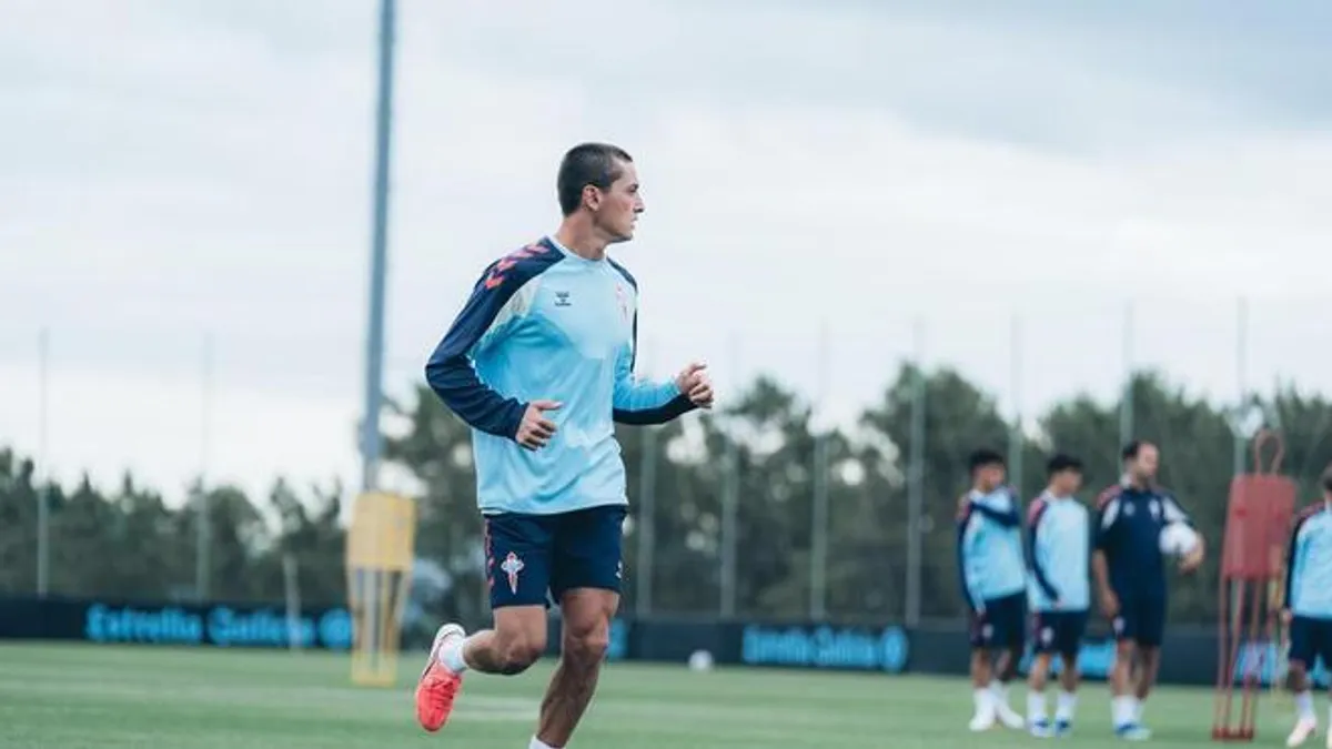 Carlos Dotor se reincorpora a los entrenamientos del Celta de Vigo en medio de un futuro incierto