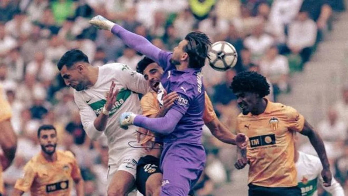 Valencia CF: Un Verano Más, Incertidumbre en la Portería