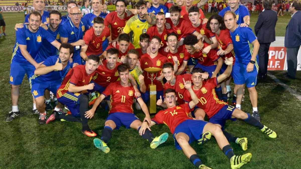 De la cantera a la cúspide: Cucurella y Lautaro, un camino compartido hacia la gloria mundial