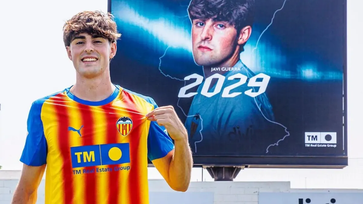 El Valencia, con pocas opciones de venta: Javi Guerra, el último activo cotizado del club