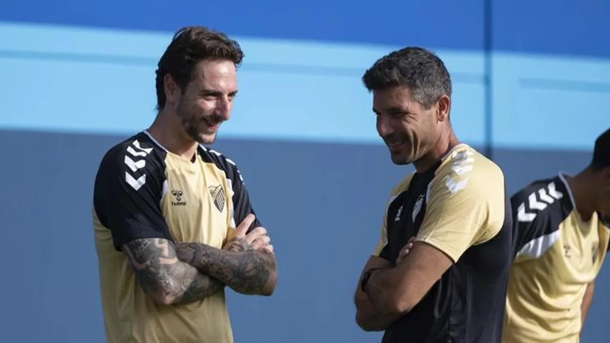 Fernando Calero se une al Málaga CF y debuta en el entrenamiento