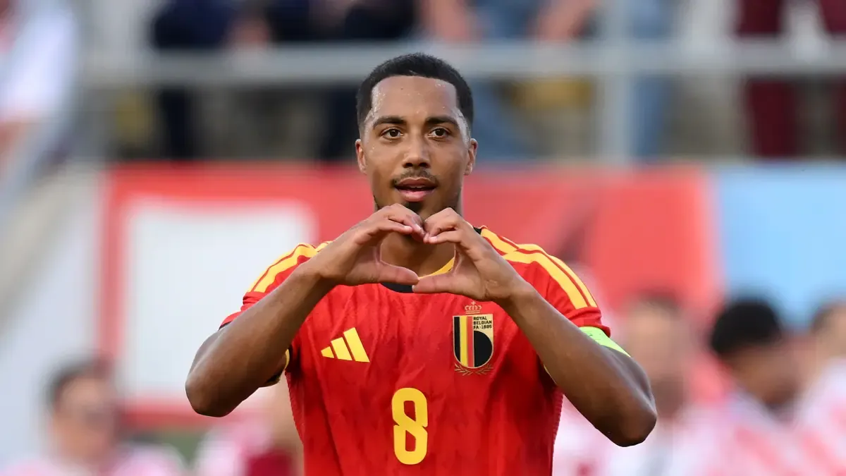 Manchester United refuerza su plantilla con un fichaje de alto perfil