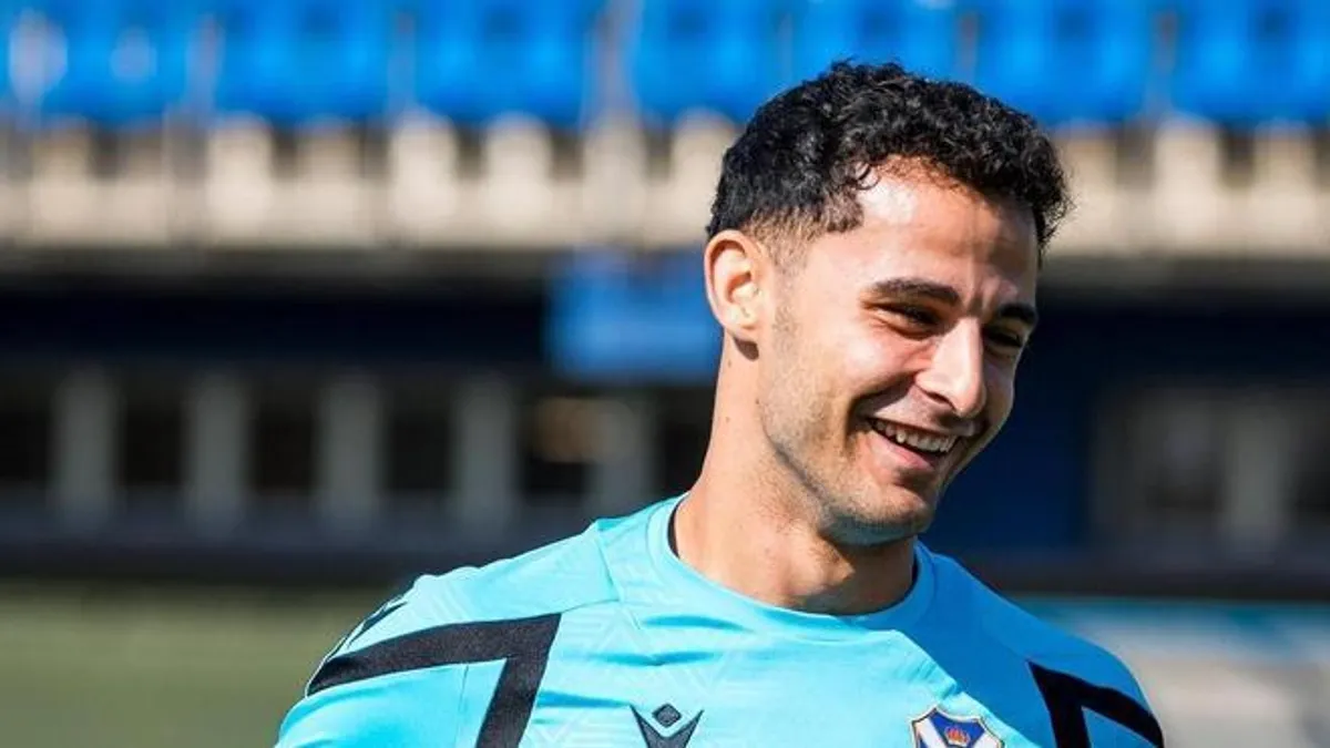 Mauro Pittón cierra la renovación total del centro del campo del CD Tenerife