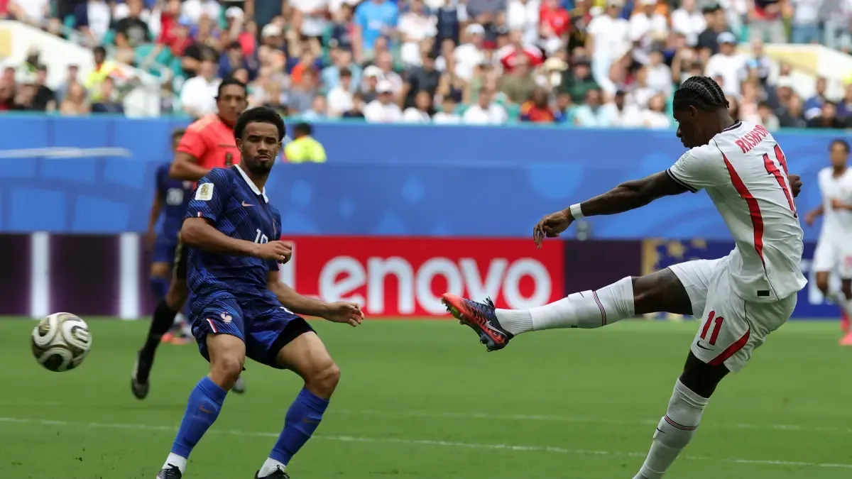 Rashford deslumbra con un túnel digno del Mundial ante Francia