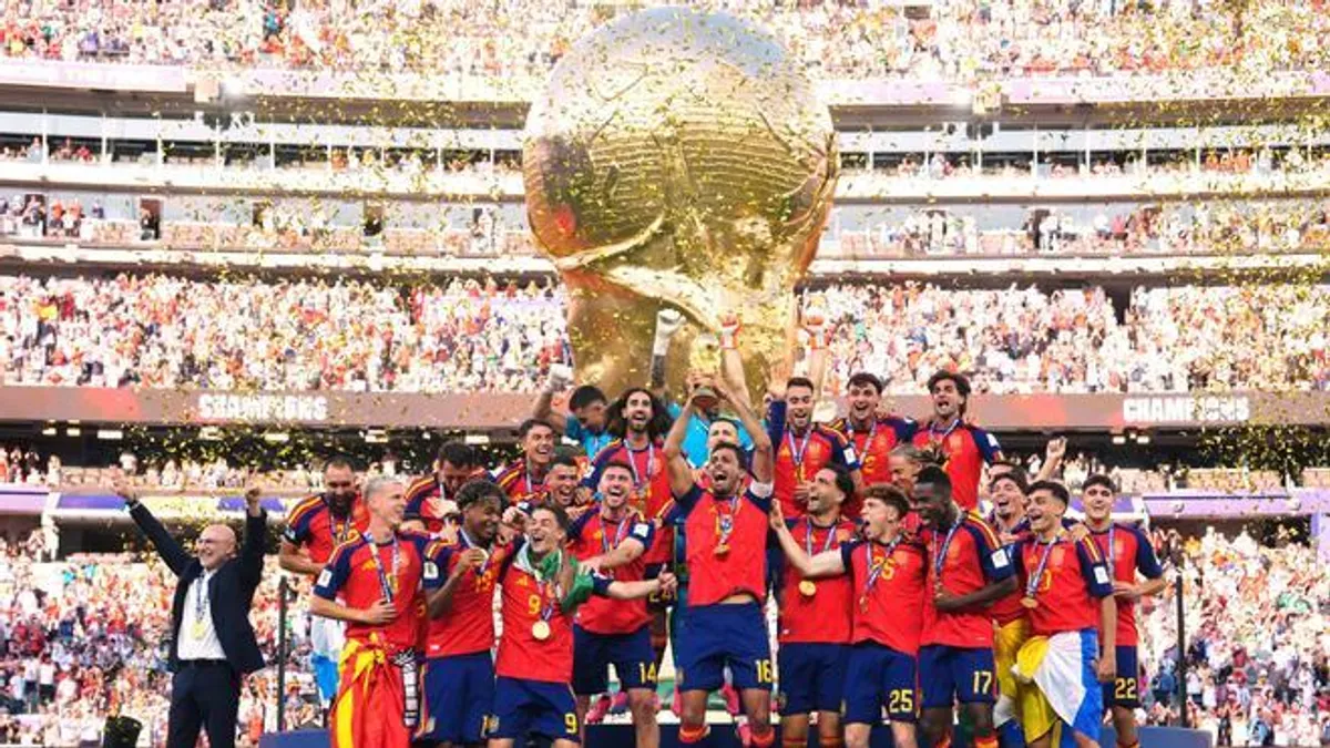 Henry elogia a España: "El equipo más valiente del Mundial"