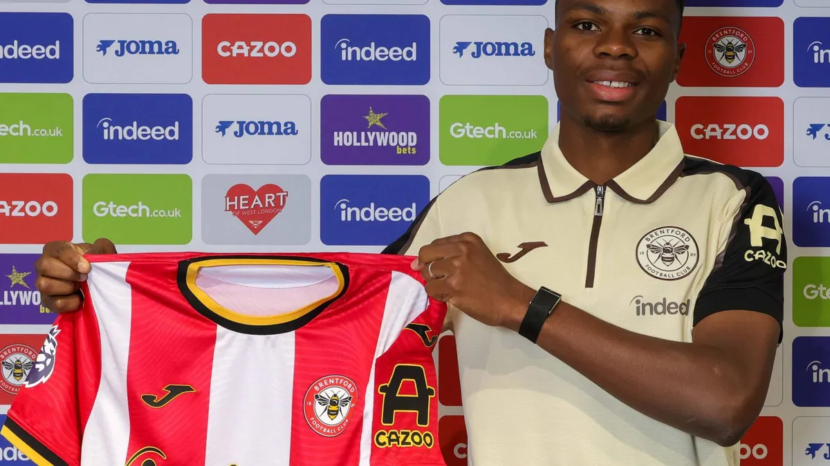 Brentford pulveriza su récord de fichajes con Mamadou Sangaré