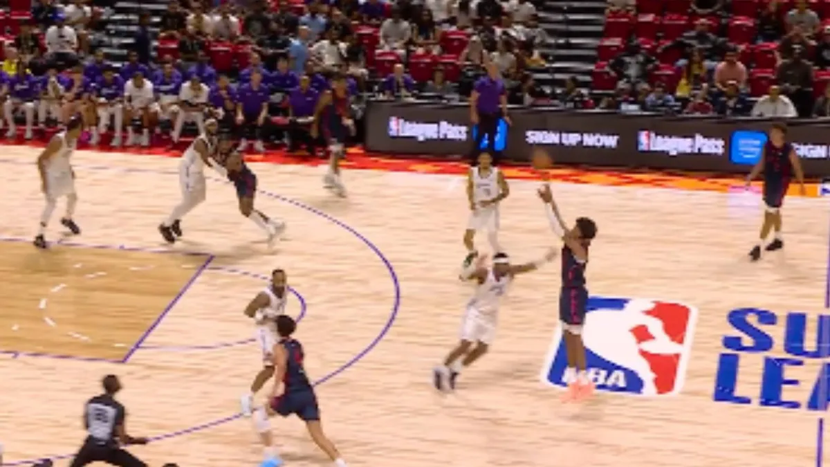 Baba Miller demuestra su valía NBA con actuación estelar