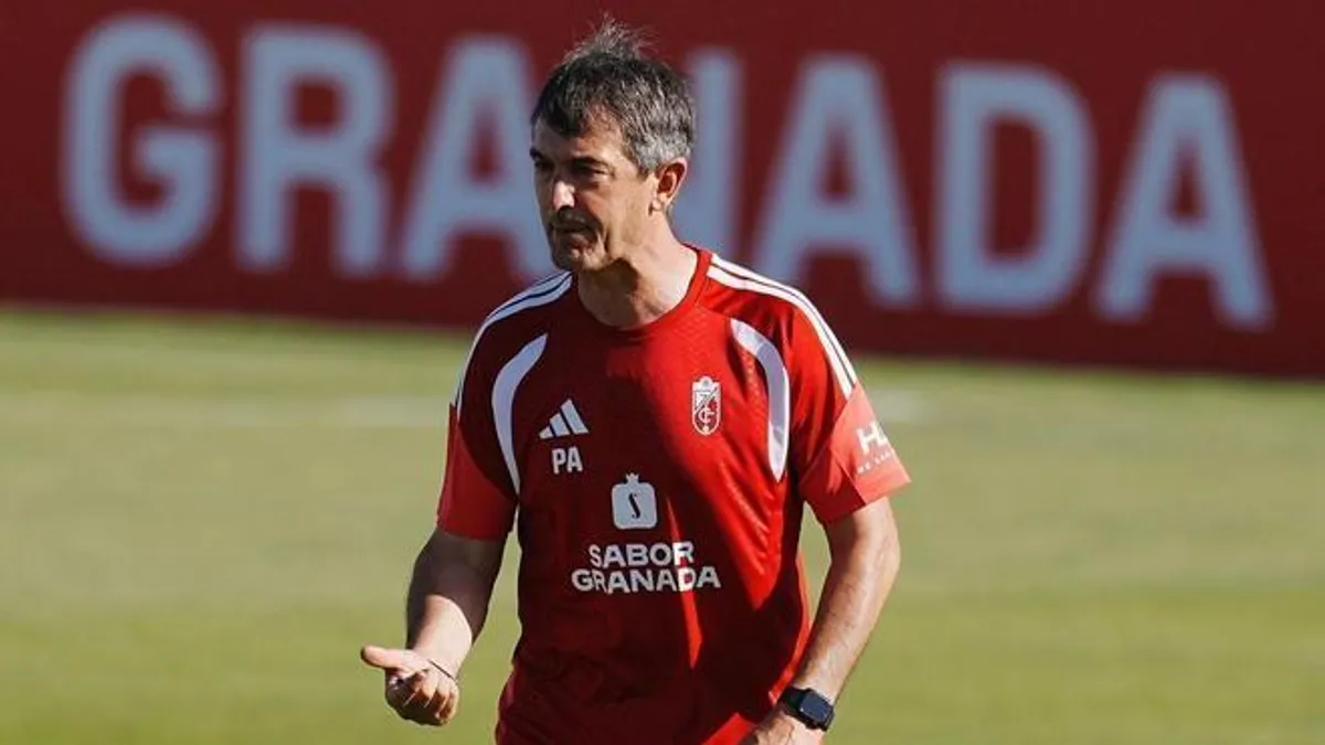 Granada, el único sin fichajes oficiales en Segunda División