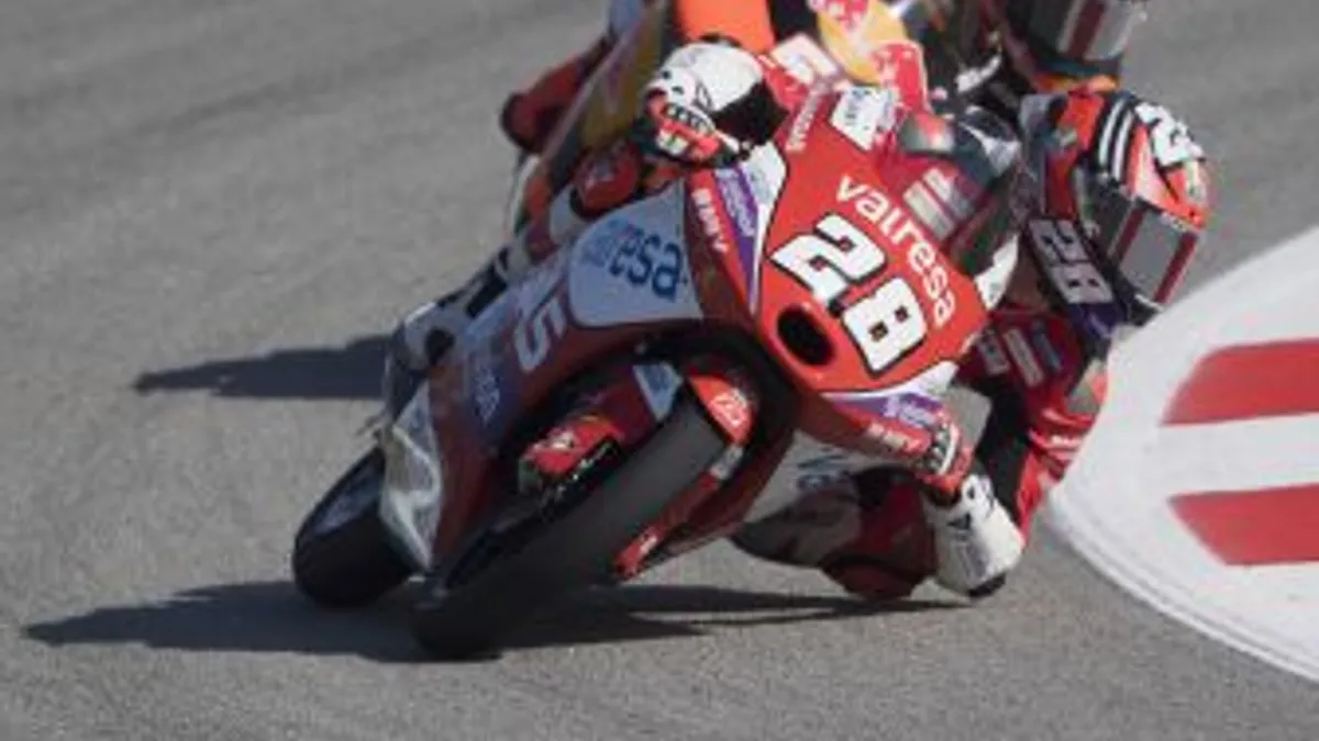 Guevara se impone en Cataluña, Muñoz sorprende con un segundo puesto en Moto3