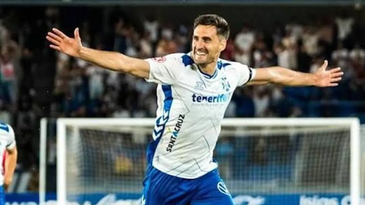 El Zaragoza busca cerrar la llegada de De Miguel, pero el Tenerife exige 200.000 euros