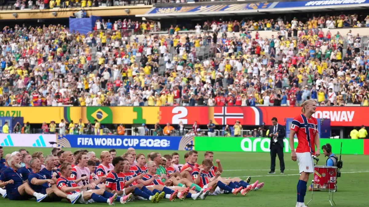 La FIFA subasta pedazos del césped de la Final del Mundial 2026