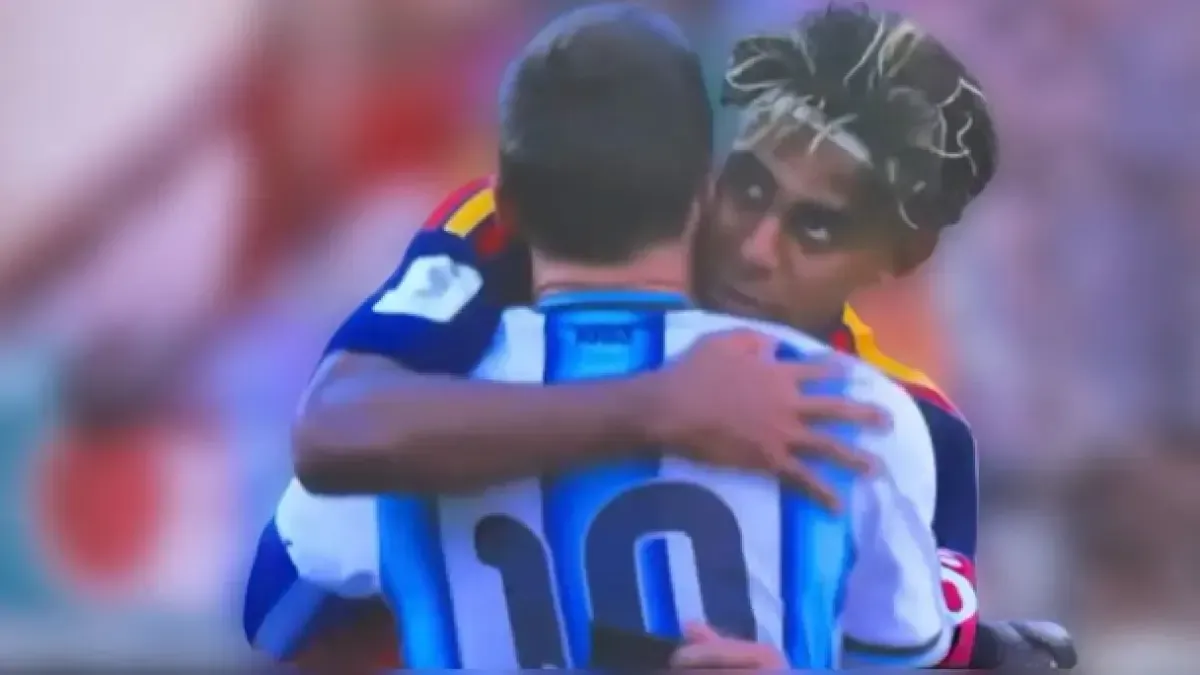 El gesto de Lamine Yamal con Messi tras la final del Mundial