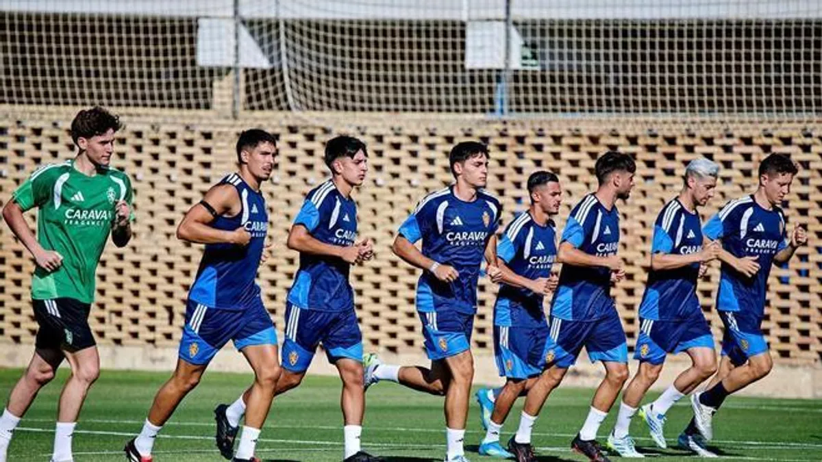 El Real Zaragoza arranca su pretemporada con un proyecto renovado y ante el reto de la temporada más exigente