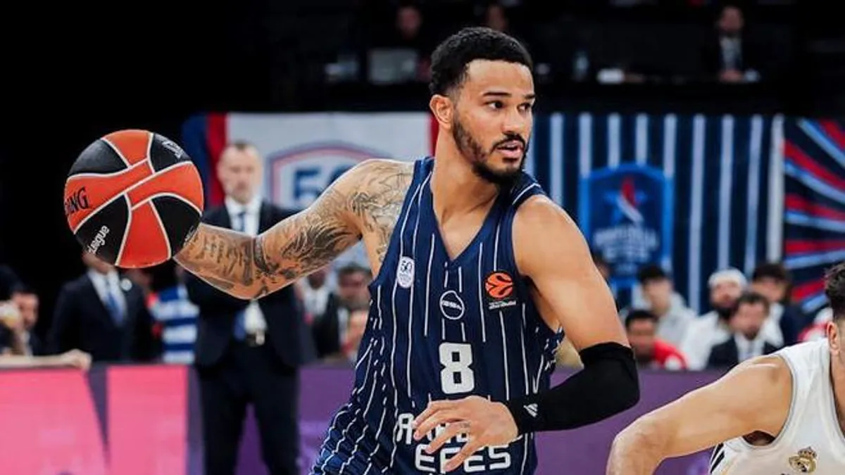 Estrella Roja arrebata a Nick Weiler-Babb al ASVEL Villeurbanne