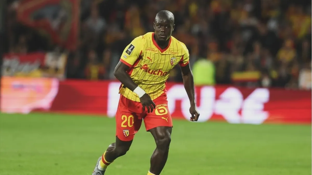 Malang Sarr, objetivo de la Real Sociedad para reforzar la zaga