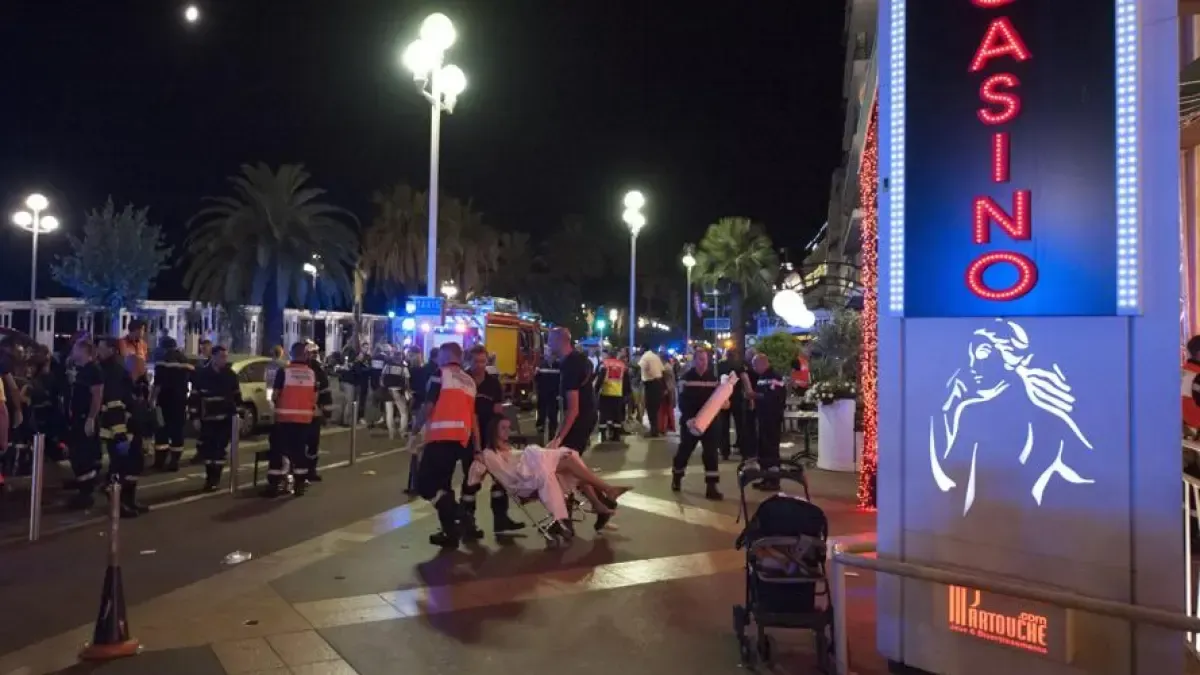 Minuto de silencio en la semifinal Francia-España por aniversario de atentado