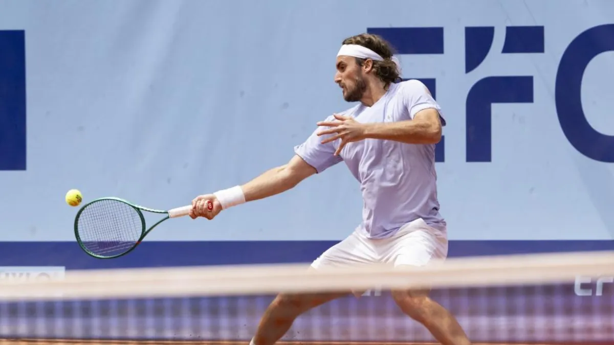 Tsitsipas, de vuelta en una final de ATP tras 16 meses