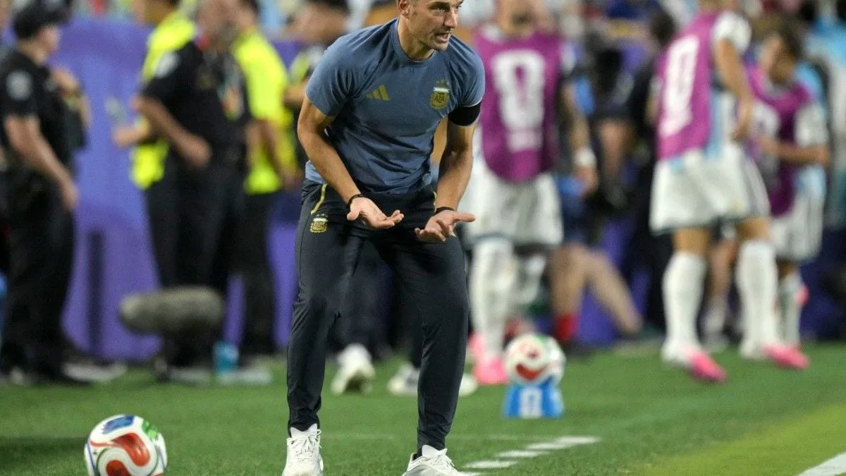 Lionel Scaloni reconoce la influencia de la suerte en el avance de Argentina