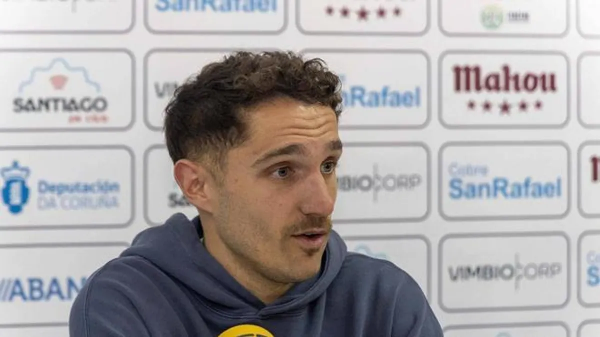 Samu Rodríguez se despide como jugador del Compostela tras una década dorada
