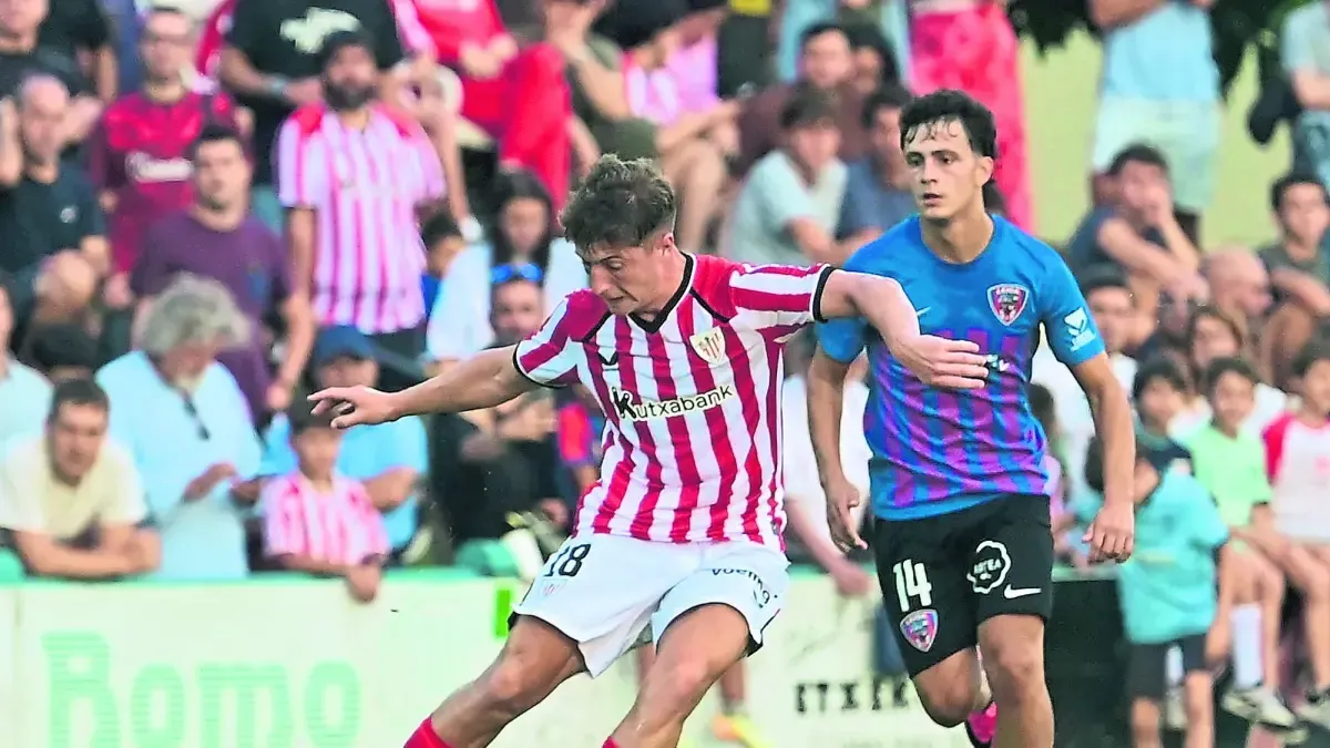 Athletic Bilbao eleva el nivel de su pretemporada con Sestao River y Eibar
